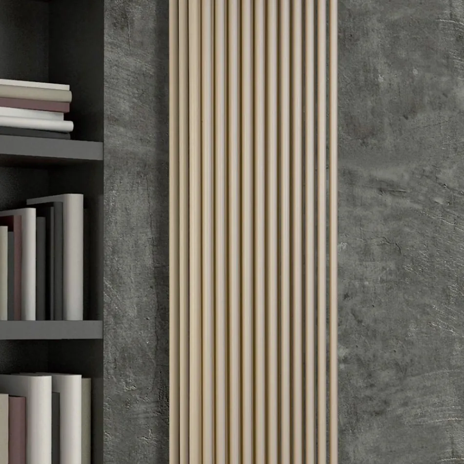 Radiador Hidráulico con Triple Sección de Elementos Verticales - Cantucci Viadurini