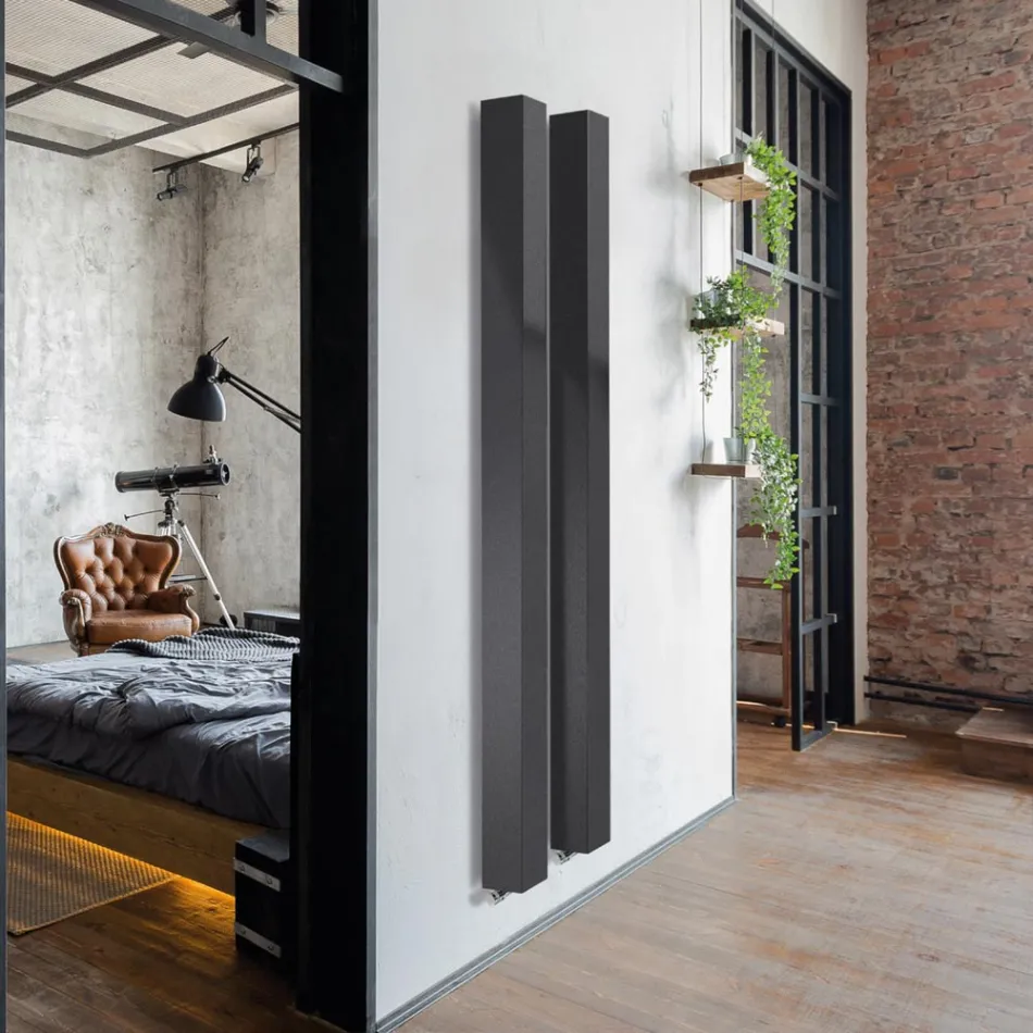 Ember - Radiador de acero horizontal o vertical fabricado en Italia Viadurini