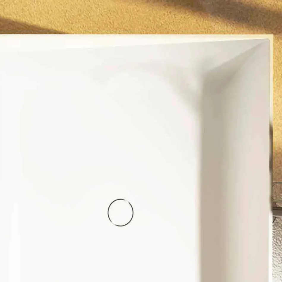 Bañera cuadrada independiente hecha en Italia por el diseño de Argentera Viadurini