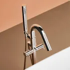 Bañera independiente, hecha en Italia, en superficie sólida - Flow Viadurini