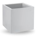 Florero en Polietileno Coloreado Forma Cúbica Made in Italy - Tonello