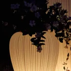 Jarrón para exteriores luminoso de diseño moderno en polietileno, 2 piezas - Skin by Myyour Viadurini