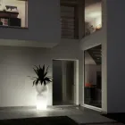 Jarrón de exterior brillante en polietileno opaco Made in Italy - Proud Viadurini