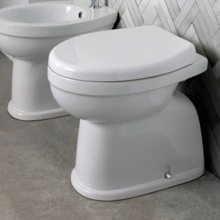 Inodoro cerámico de pie con asiento de poliéster y diseño moderno - Sílice Viadurini