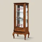 Vitrina de salón de lujo en madera de nogal clásica Made in Italy - Hastings Viadurini